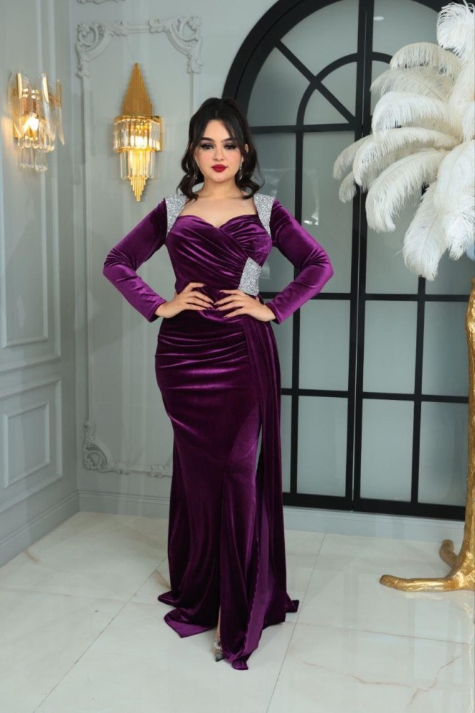 Distinctive royal velvet evening dress